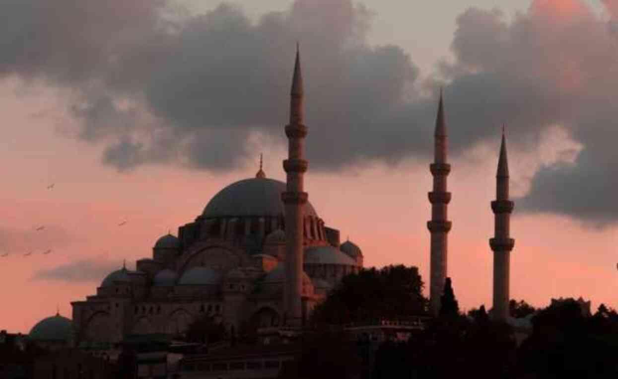 Rize bayram namazı saat kaçta 2024? Kurban Bayramı namaz vakti ne zaman? Diyanet il il Kurban Bayramı namaz saatleri!