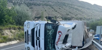 Sivas'ın Gürün ilçesinde trafik kazası: Sürücü ağır yaralandı