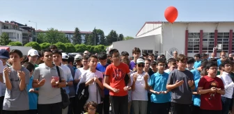 Karadeniz'deki 7 ilde öğrenciler karnelerini törenle aldı