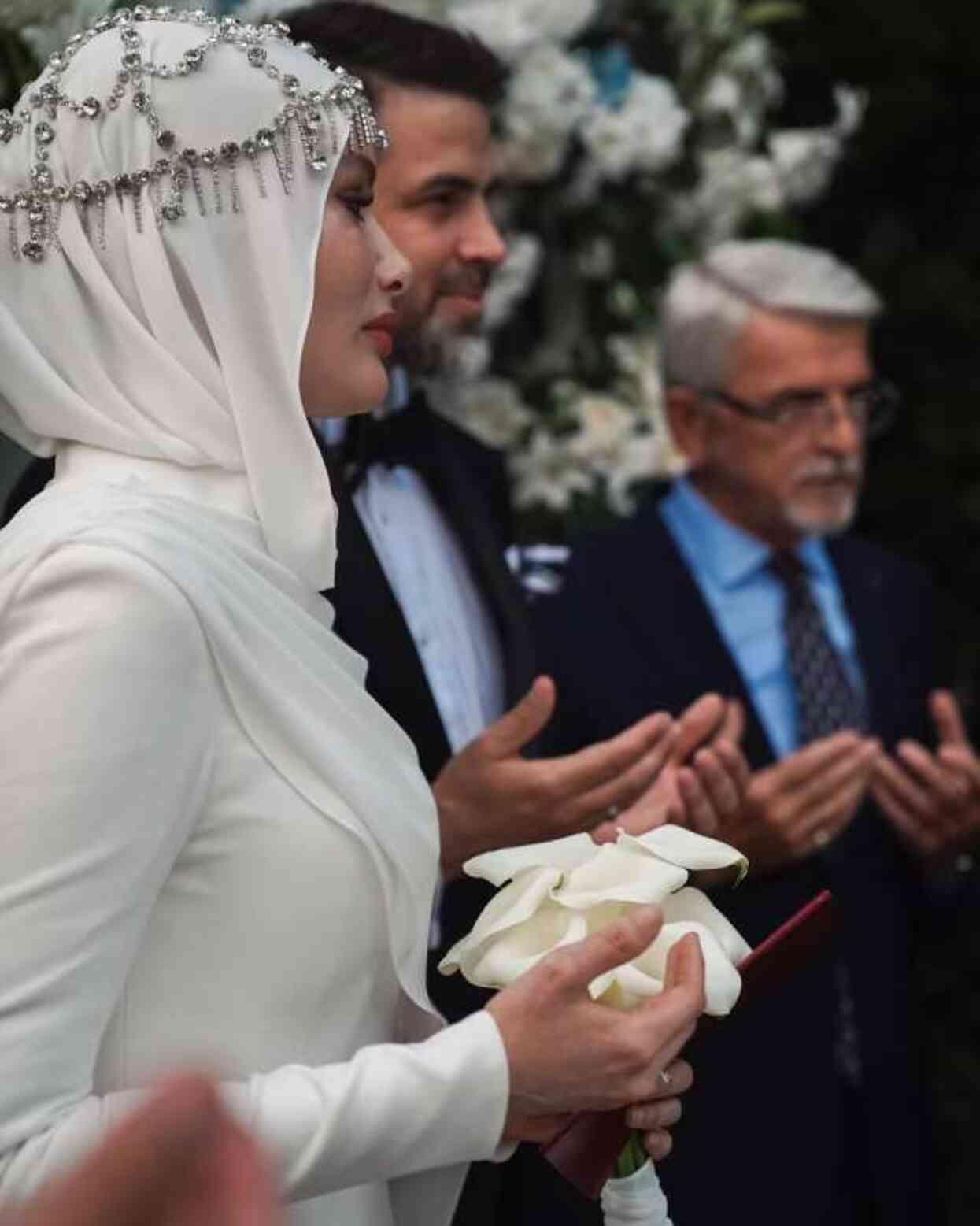 Gamze Özçelik'in Yardımseverliği ve Evliliği