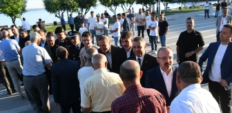 İçişleri Bakan Yardımcısı Bülent Turan Bayram Namazını Lapseki'de Kıldı