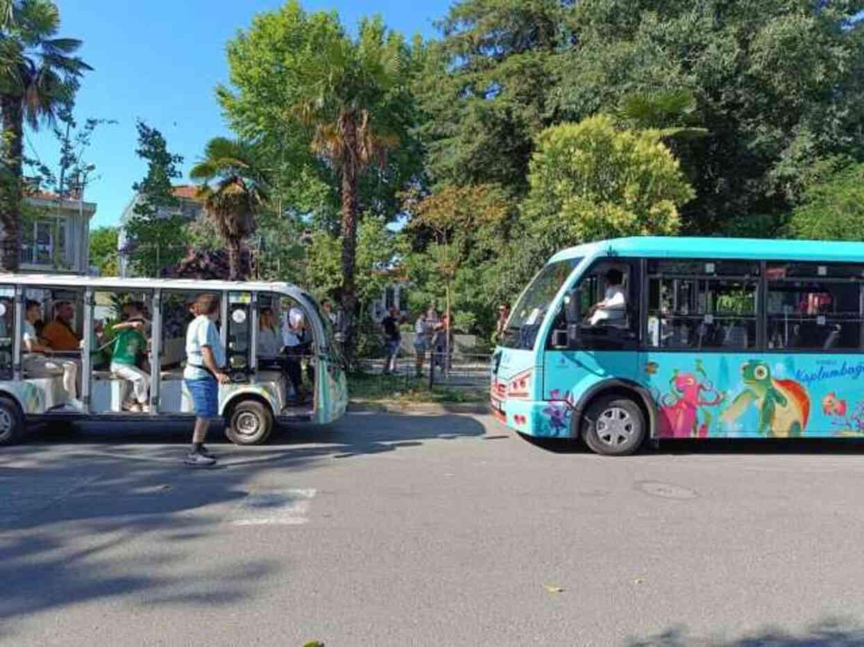 Adalıların 'Azmanbüs' tepkisi! İBB'ye yönelik eylemler hız kesmeden sürüyor