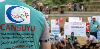 Cansuyu Yardımlaşma Derneği, Cox's Bazar'daki Arakan Mülteci Kampında 250 Büyükbaş Kurban Kesti