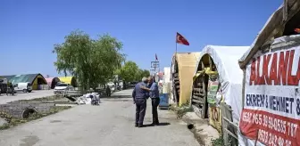 Ankara'da Kurban Bayramı'nın son gününde besiciler pazarlardan ayrılmaya başladı