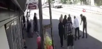 Başkentte otomobilin çarptığı çocuk yaralandı... Kaza anı kamerada