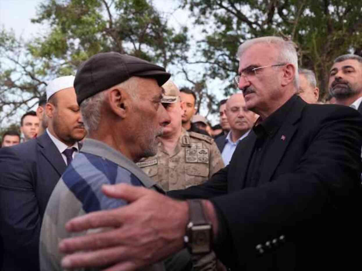 Diyarbakır Valiliğine 3 milyon TL, Mardin Valiliğine de 2 milyon TL acil yardım ödeneği sevk edildi Diyarbakır Valiliğine 3 milyon TL, Mardin Valiliğine de 2 milyon TL acil yardım ödeneği sevk edildi