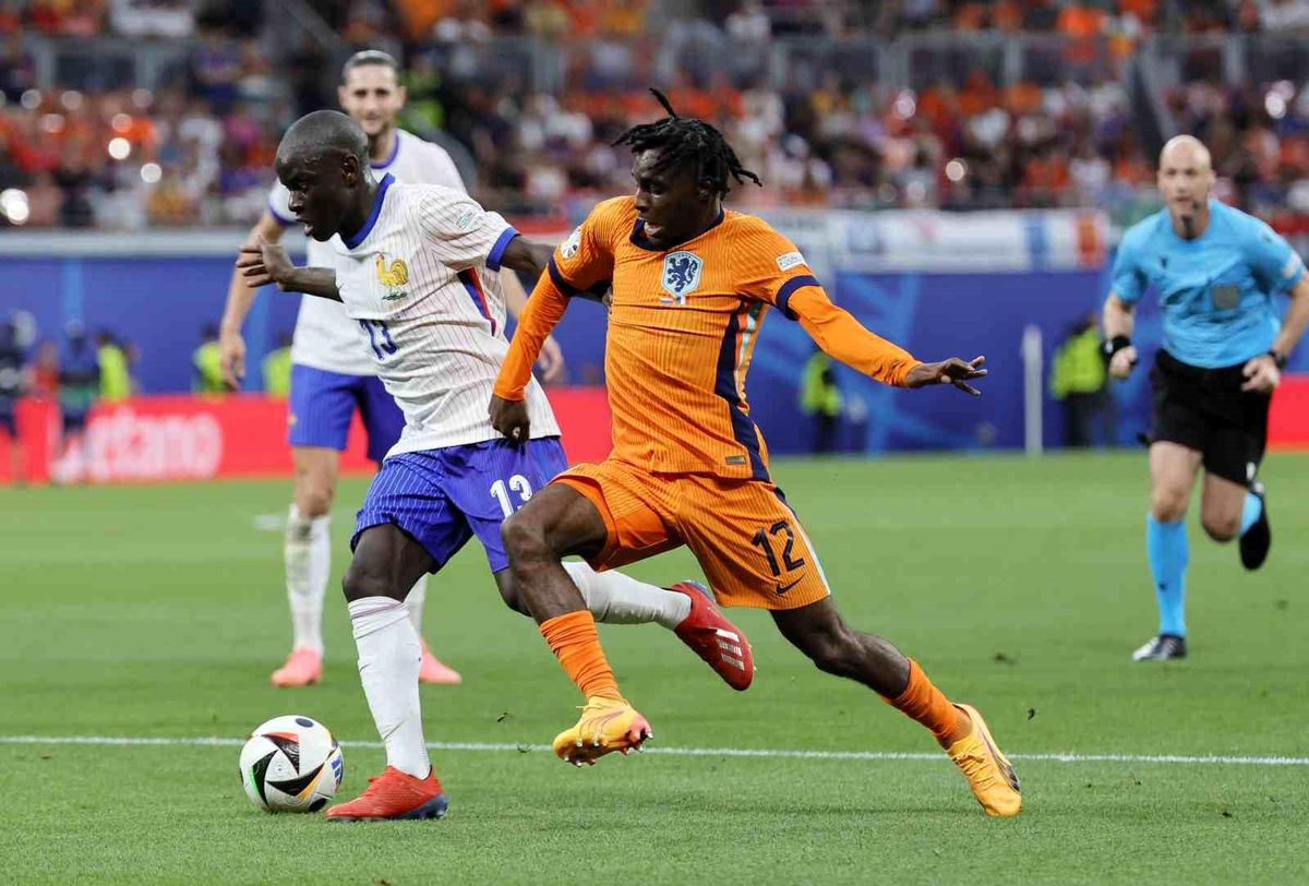 Hollanda ve Fransa Golsüz Berabere Kaldı