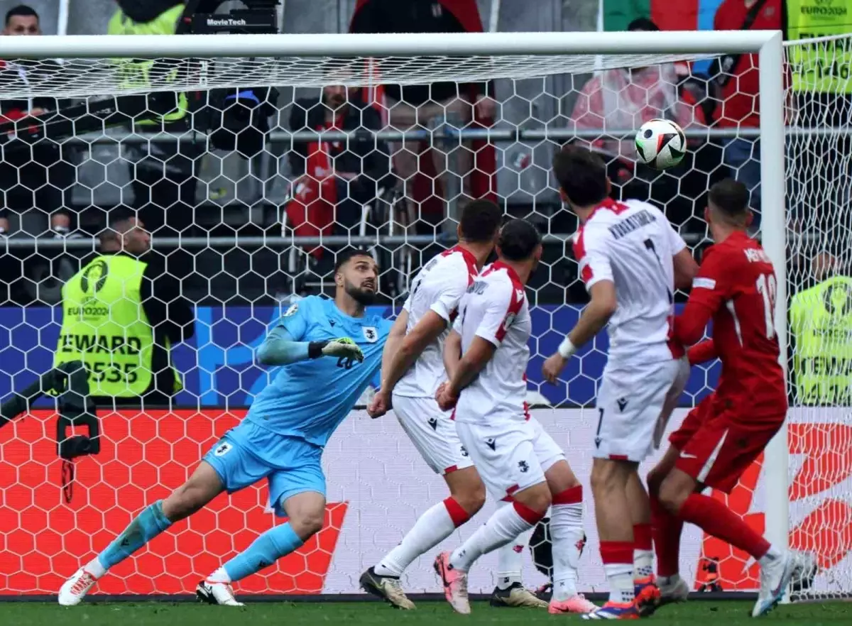 EURO 2024'e damga vuruyoruz! Mert Müldür'ün golü haftanın golü seçildi