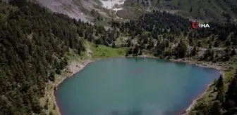 Şavşat'ın mest eden gölleri hayranlık uyandırıyor