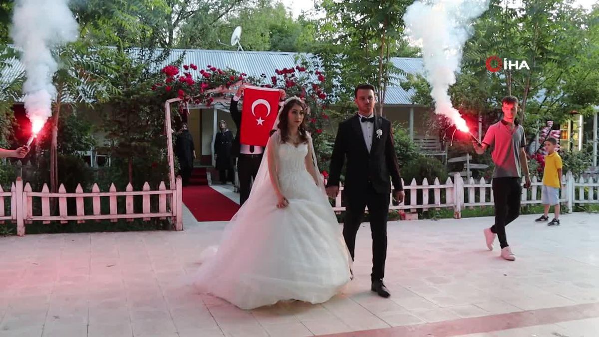 Düğüne milli maç arası
