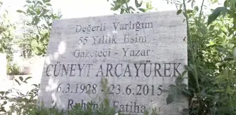 Gazeteci-yazar Cüneyt Arcayürek vefatının dokuzuncu yıl dönümünde anıldı