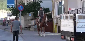 Yozgat'ta atla şehir turu atan vatandaş ilgi odağı oldu