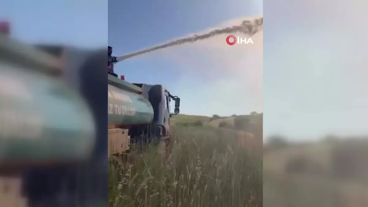 Tekirdağ'da alev alev yanan buğday tarlası küle döndü