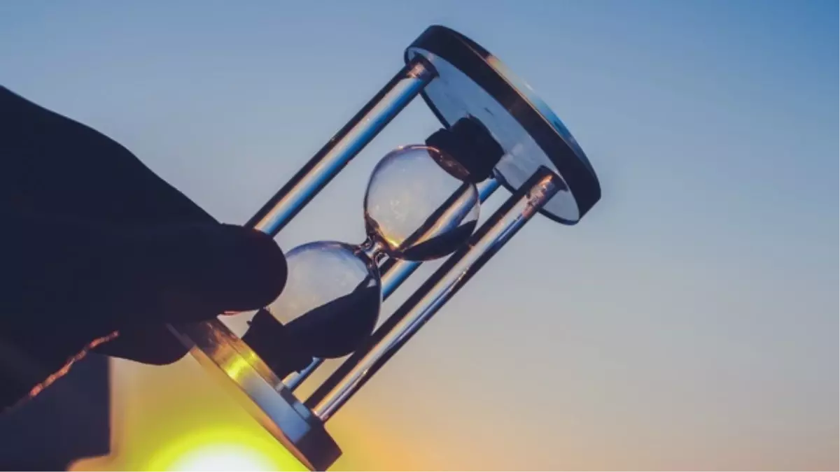 Yazın saatler ileri mi alınır geri mi? Türkiye'de bu yıl saatler geri alınacak mı? 2024 Yaz saati uygulaması!