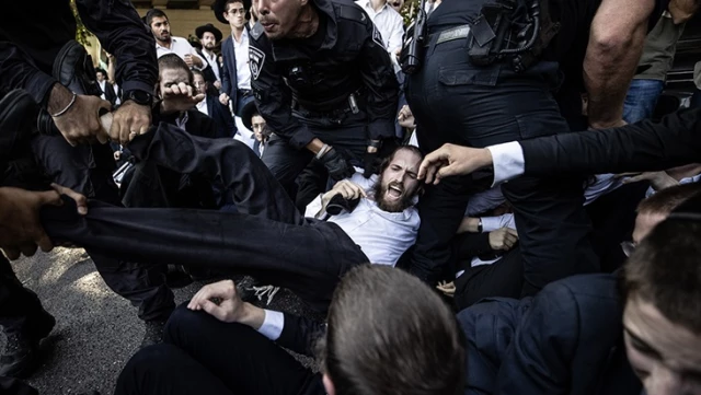 Haredi Jews took to the streets in Israel to protest mandatory military service: 10 arrests were made.