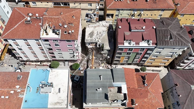 The consecutive collapsing buildings revealed the state of the megacity: There are around 50 thousand risky buildings in Istanbul.