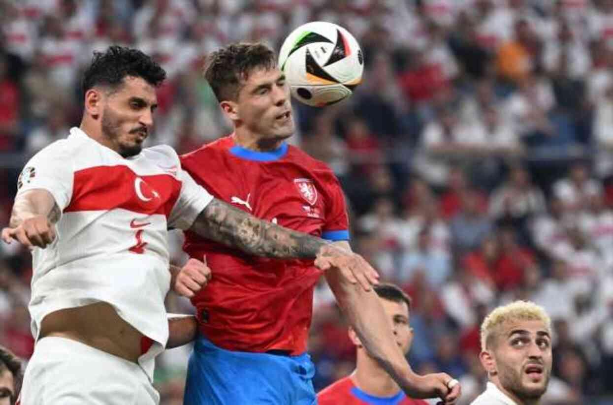 TÜRKİYE- ÇEKYA MAÇINDAN KARELER | Türkiye- Çekya maçı kaç kaç bitti? Türkiye'nin son 16 turundaki rakibi kim?