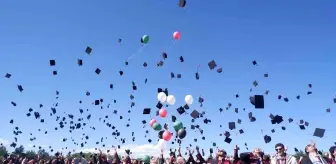 Erzurum Atatürk Üniversitesi Tıp Fakültesi Mezunları Filistin'e Destek İçin Balon Uçurdu