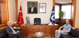 Cumhurbaşkanlığı Sosyal Politikalar Kurulu Üyesi Dr. Murat Yılmaz, Anadolu Üniversitesi Rektörü Prof. Dr. Fuat Erdal'ı ziyaret etti