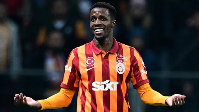 Galatasaray's star Wilfried Zaha has 3 suitors from the Premier League.