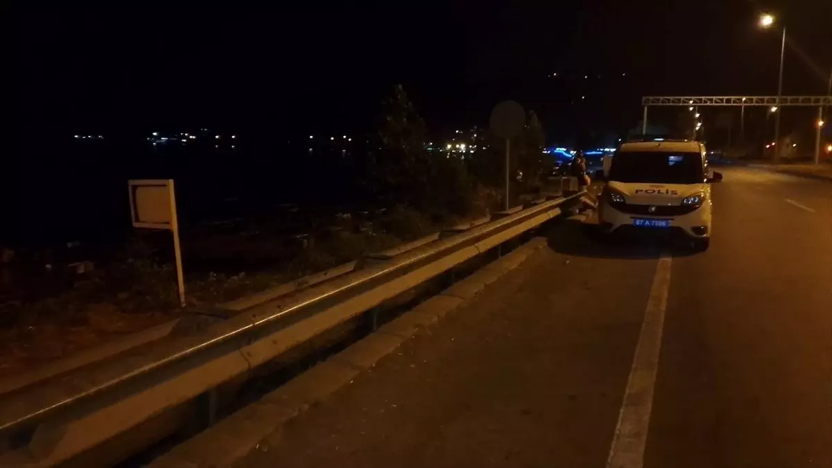 Zonguldak'ın Karadeniz Ereğli ilçesinde denizde şüpheli cisim tespit edildi