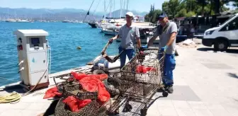 Fethiye'de Gönüllü Dalgıçlar Deniz Temizliği Yaptı