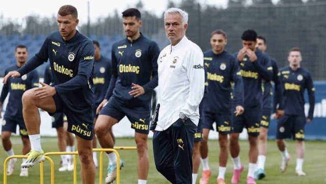 What's happening at Fenerbahçe? Jose Mourinho has already shown the door to 6 players.