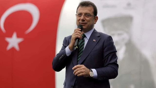 قام رئيس بلدية إسطنبول إمام أوغلو بتهنئة منافسه مراد كوروم في الانتخابات المحلية.