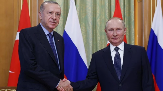 Critical Syria meeting between Erdoğan and Putin in Astana.