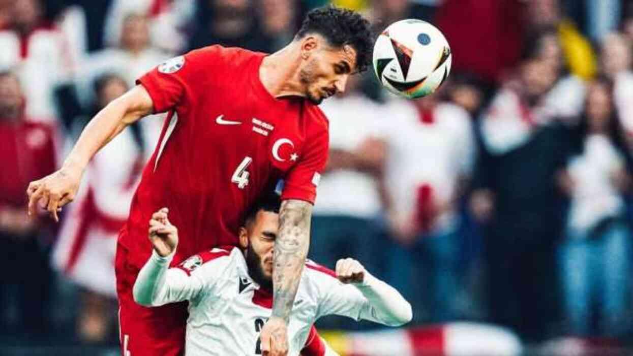 Samet Akaydın neden yok, sakatlandı mı? Avusturya-Türkiye maçında Akaydın neden kadroda yok, cezalı mı? Samet Akaydın neden yok, sakatlandı mı? Avusturya-Türkiye maçında Akaydın neden kadroda yok, cezalı mı?