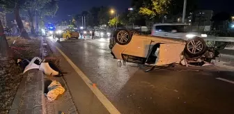 Bursa'da otomobil ile taksi çarpıştı: 3 kişi yaralandı