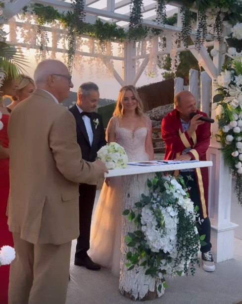 Hayat Bilgisi'nin sevilen oyuncusu Kerem Kupacı evlendi
