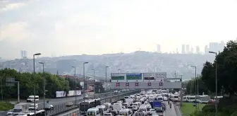 Haliç Köprüsü'nde Asfalt Yenileme Çalışması Nedeniyle Trafik Yoğunluğu