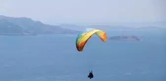 Tekirdağ'da Uçmakdere'de Yamaç Paraşütü Yapanların Sayısı Artıyor