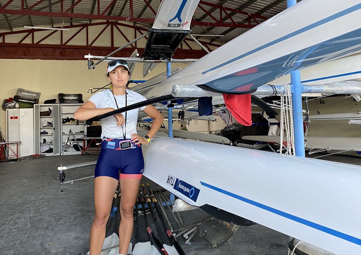 Türkiye'yi Olimpiyatlarda Temsil Edecek İlk Kadın Kürekçi Elis Özbay