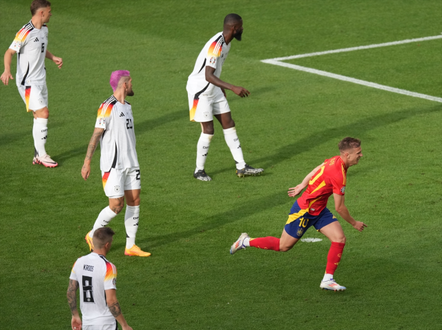 Uzatmalarda Almanya'yı 2-1 yenen İspanya, EURO 2024'te yarı finale yükseldi