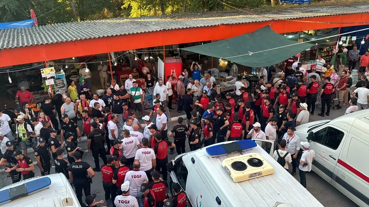 Kırkpınar Yağlı Güreşleri'nde Hakem Heyeti Polis Eşliğinde Çıkarıldı