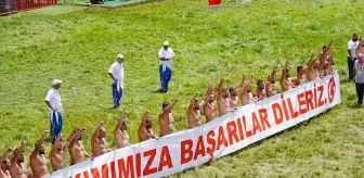 Kırkpınar Yağlı Güreşleri'ne katılacak başpehlivanlar 'Bozkurt' işareti yaptı