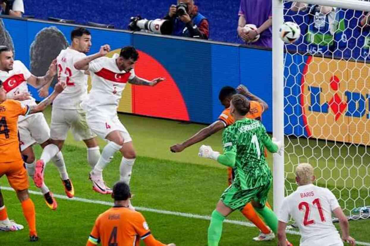 Bizde Merihler bitmez! Milliler Samet'in golüyle 1-0 önde Bizde Merihler bitmez! Milliler Samet'in golüyle 1-0 önde