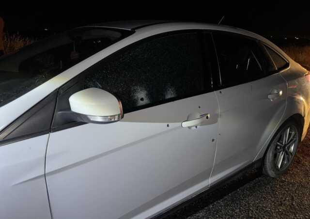 Ambush with long-barreled weapon on a car in Diyarbakır! 6 people, 3 of whom are in critical condition, were injured