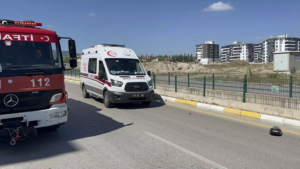 Isparta'da motosiklet kazası: Sürücü ağır yaralandı