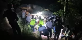 Siirt'te uçuruma devrilen araçta sürücü yaralandı