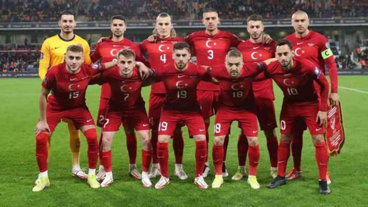 TÜRKİYE-HOLLANDA MİLLİ MAÇ CANLI ANLATIM! Türkiye-Hollanda maçı kaç kaç?