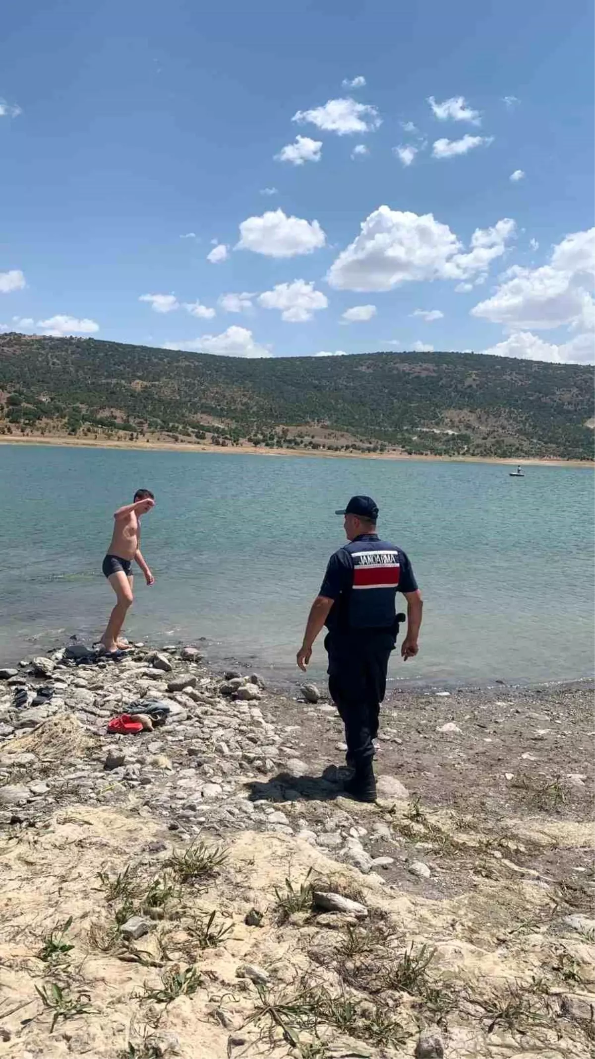 Ankara'da yüzme yasağı olan baraja giren 5 kişiye para cezası uygulandı