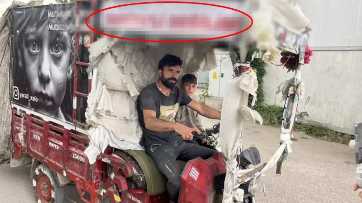 Saldırıya uğramaktan korkan kağıt toplayıcısı motosikletine 'Suriyeli değilim' yazdı
