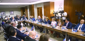 Bakü'de Batı Azerbaycan'a dönüş konferansı düzenlendi