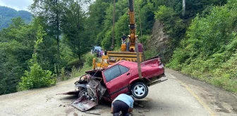 Trabzon'da Otomobil Dereye Uçtu, Bir Kişi Hayatını Kaybetti