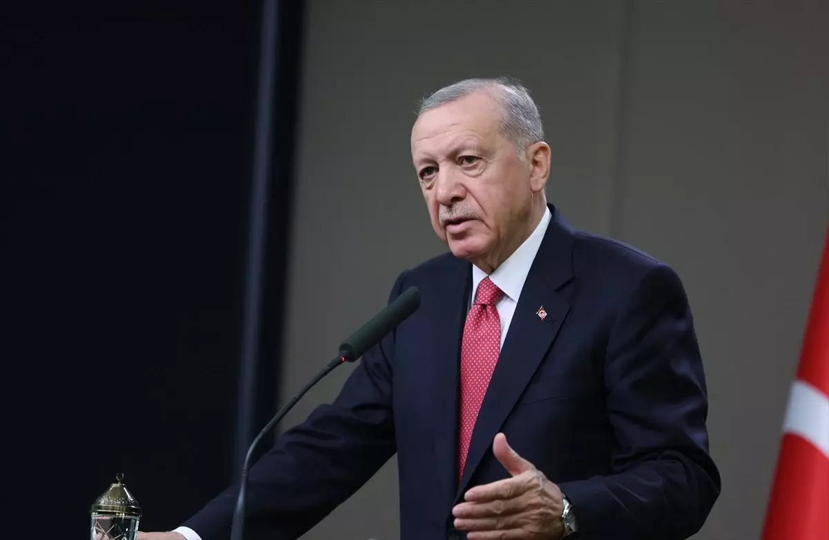 Cumhurbaşkanı Erdoğan: İsrail durmazsa, bölgemiz savaş riskiyle karşı karşıya kalacak