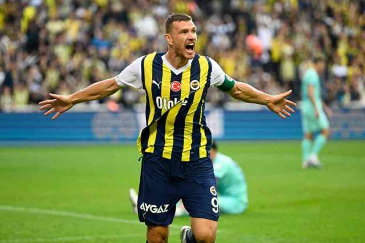 Edin Dzeko Fenerbahçe'den ayrılıyor mu? Mario Branco tartışmalara son noktayı koydu