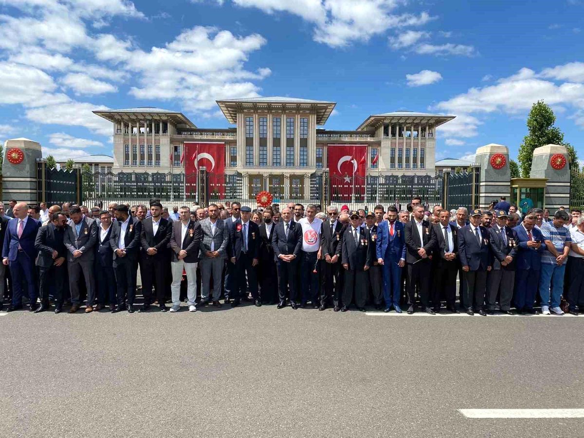 15 Temmuz Demokrasi Şehitleri, Gazileri ve Terör Mağdurları Derneği Genel Başkanı: Hain darbe girişimi demokrasiye inançla bertaraf edildi